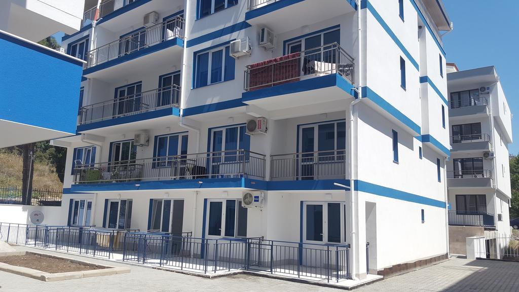 بوموري Blue Bay Palace Apart Complex المظهر الخارجي الصورة